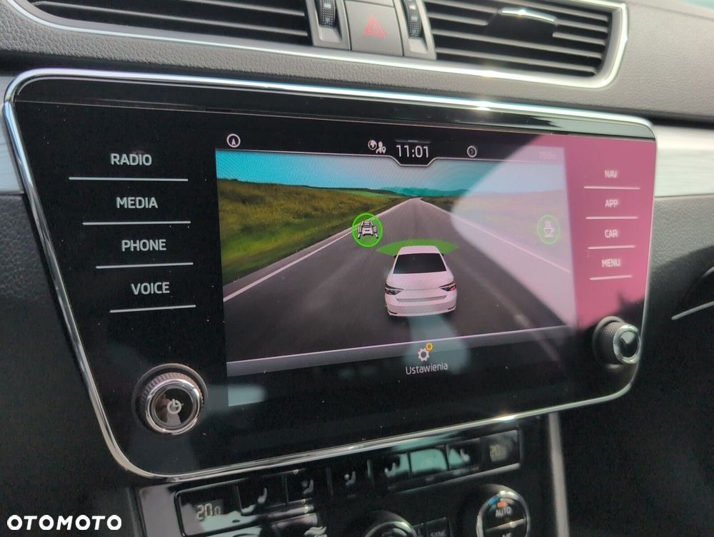 Skoda Superb 2.0 TSI Ambition DSG - 26