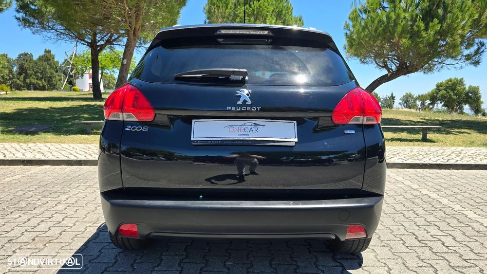 Peugeot 2008 1.6 e-HDi Allure - 11