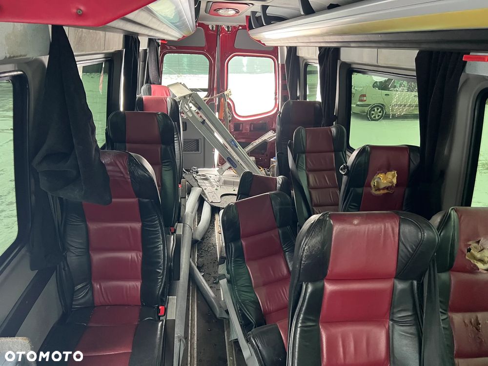 Mercedes-Benz Sprinter - 21