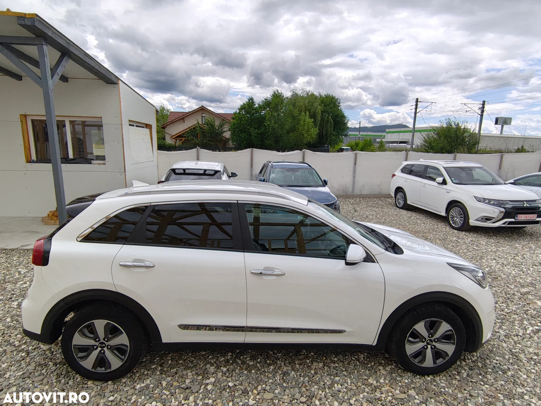Kia Niro 1.6 GDI 6DCT PHEV Premium - 9