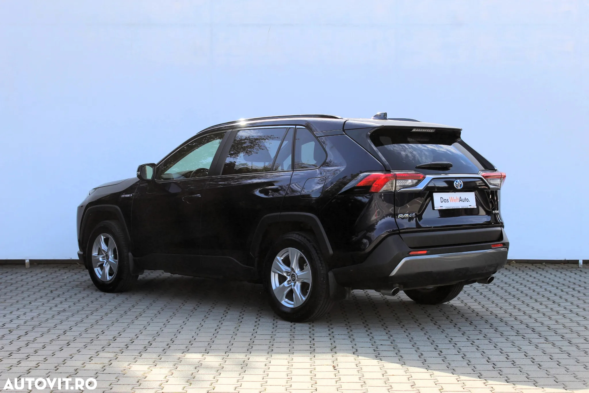 Toyota RAV4 - 3