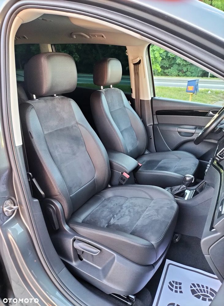 Volkswagen Sharan 2.0 TDI DSG Highline Black Style - 13