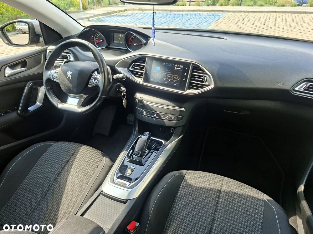 Peugeot 308 BlueHDi FAP 130 EAT8 Stop & Start Allure - 8