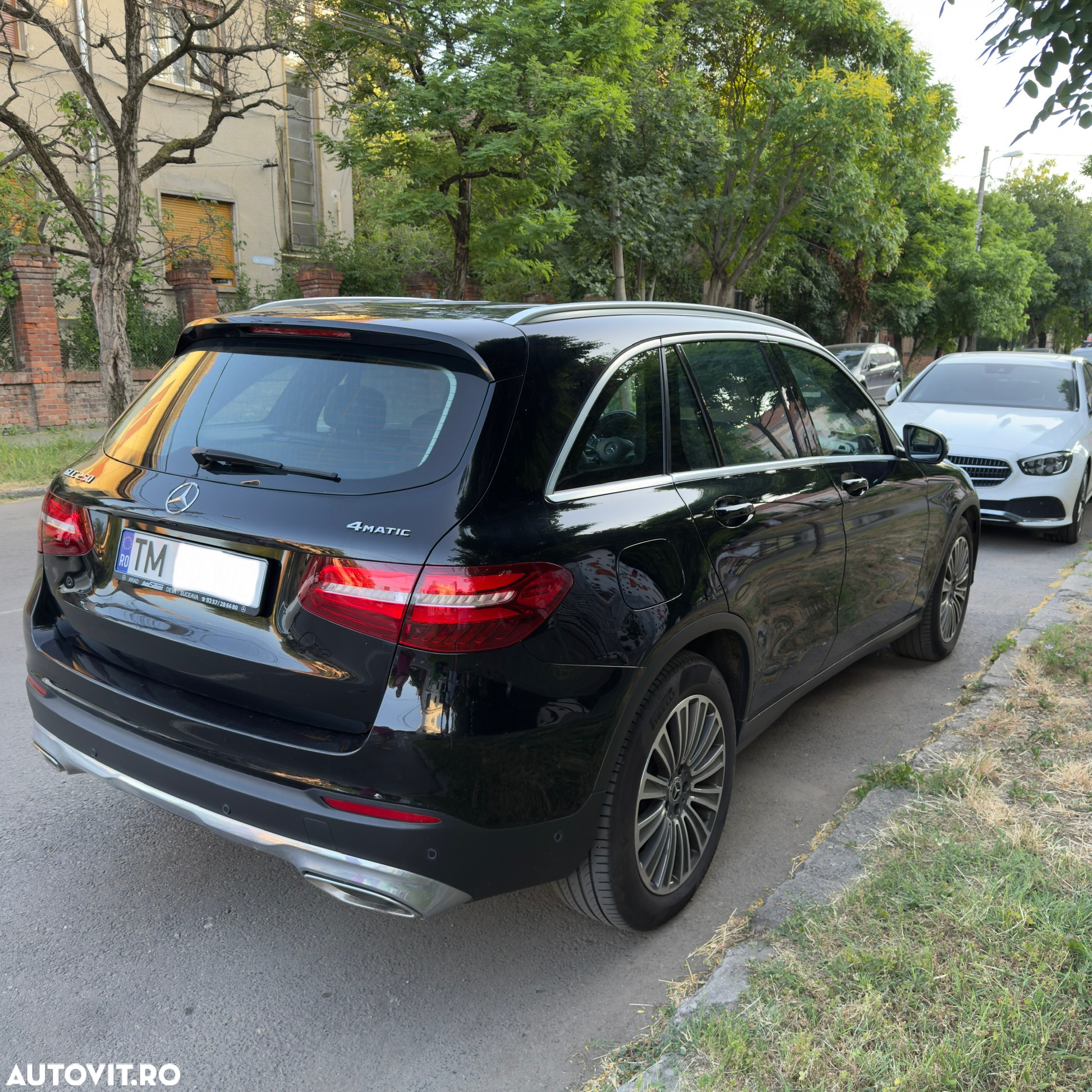 Mercedes-Benz GLC 250 4MATIC - 3