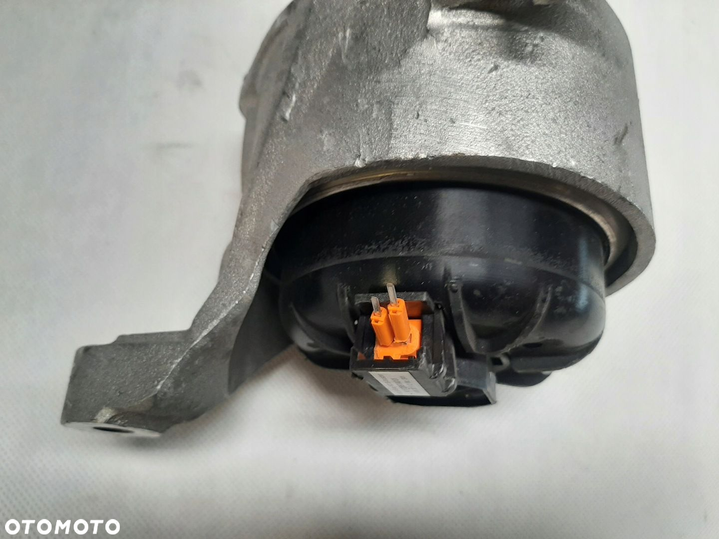 Poduszka Silnika Audi A4 B9 A5 8W0199371A - 3