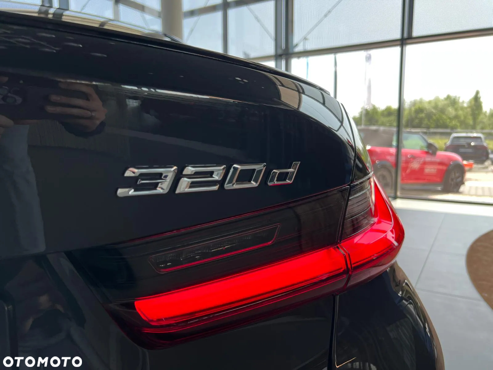 BMW Seria 3 320d xDrive mHEV - 14