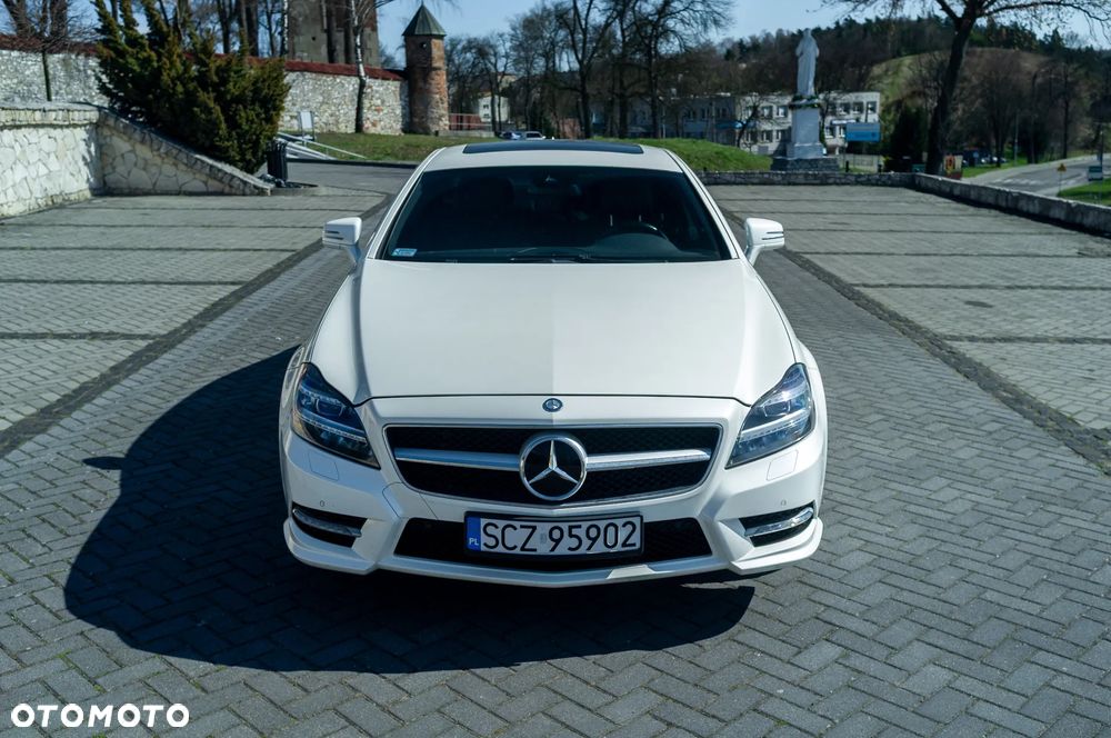 Mercedes-Benz CLS 500 4-Matic BlueEff - 36
