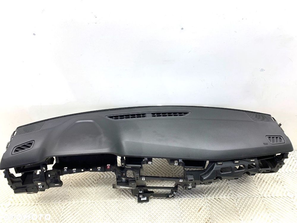 KOKPIT Z PODUSZKĄ PASAŻERA  RENAULT ARKANA I (LCM_) 2019 - 2022 1.5 E-TECH 145 69 kW [94 KM] - 4