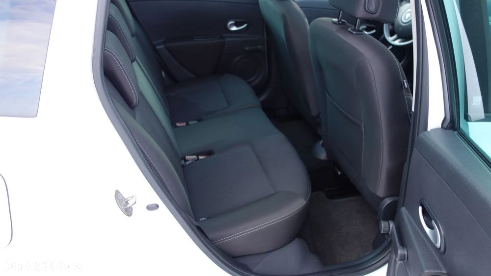 Renault Clio 1.2 TCE Dynamique - 25