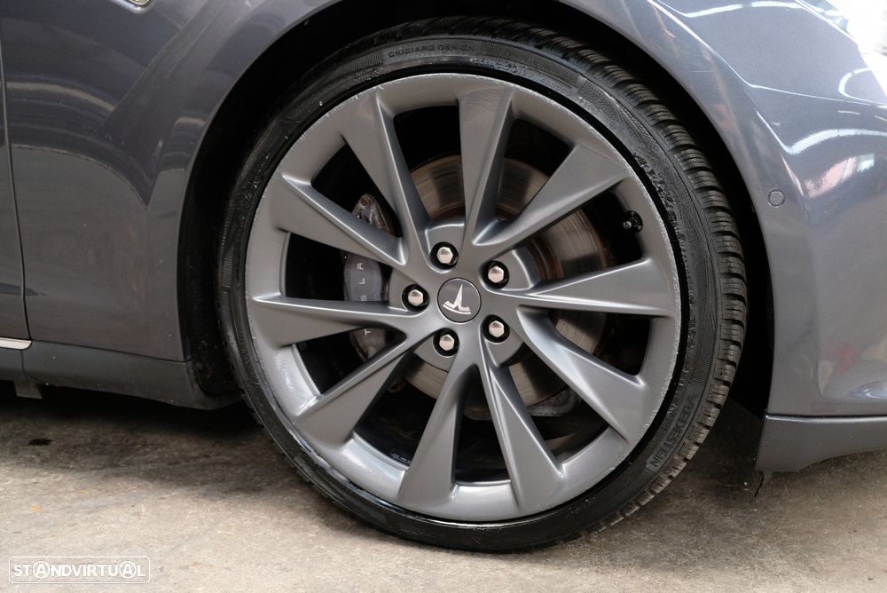 Tesla Model S 85D AWD - 8