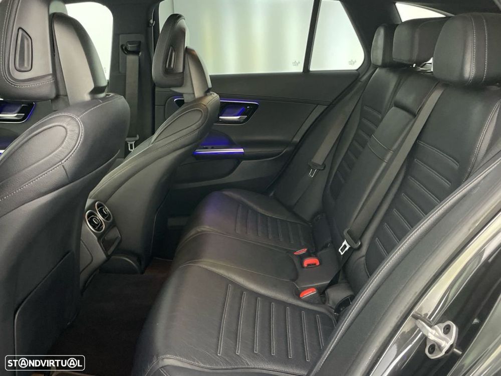 Mercedes-Benz C 300 d - 12