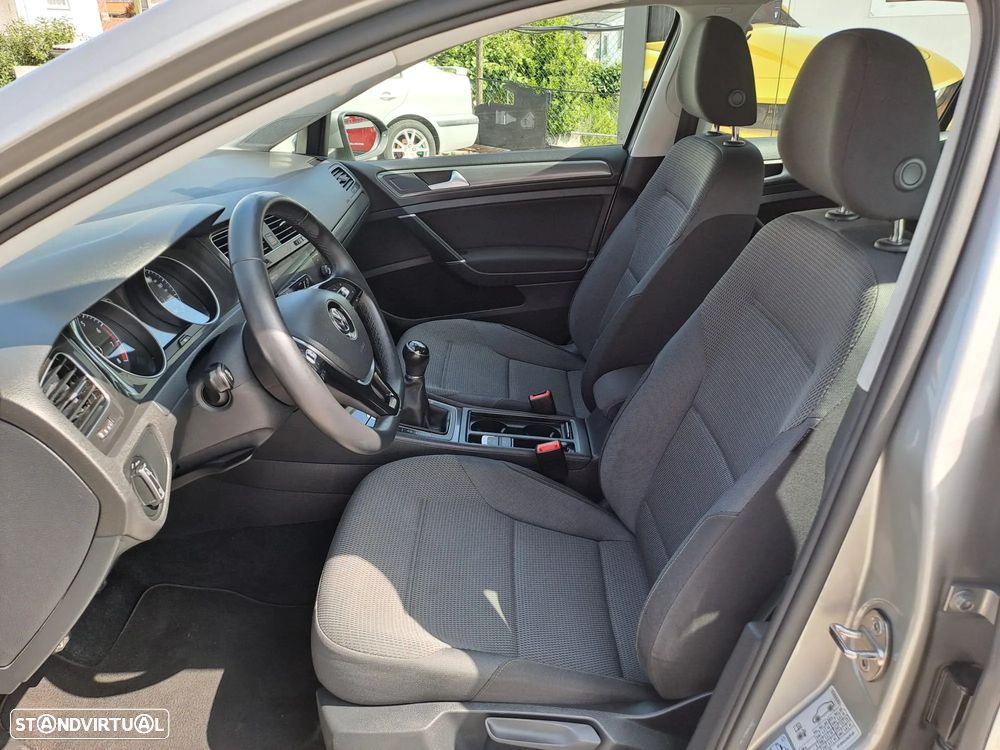 VW Golf 1.0 TSI Confortline - 6