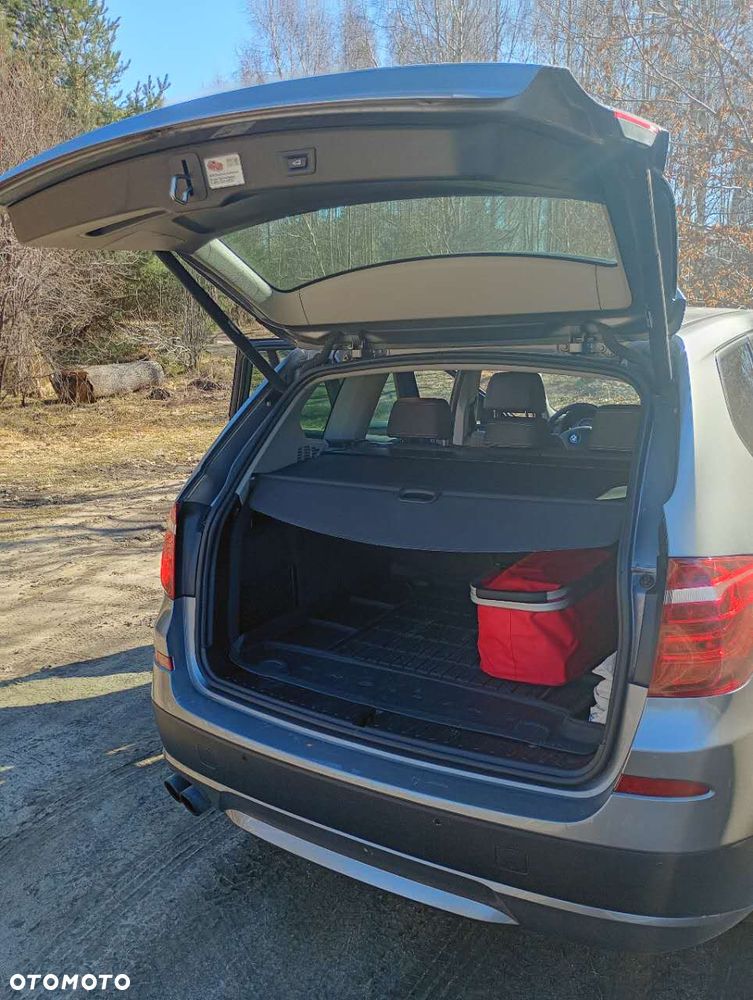 BMW X3 xDrive28i Sport-Aut - 19