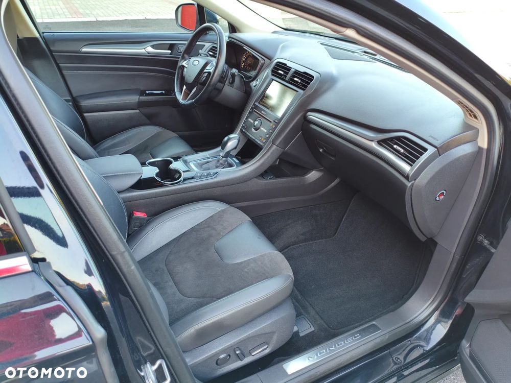 Ford Mondeo - 21