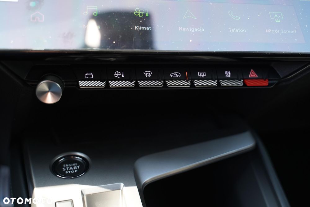 Peugeot 308 1.2 mHEV GT S&S e-DCS6 - 18