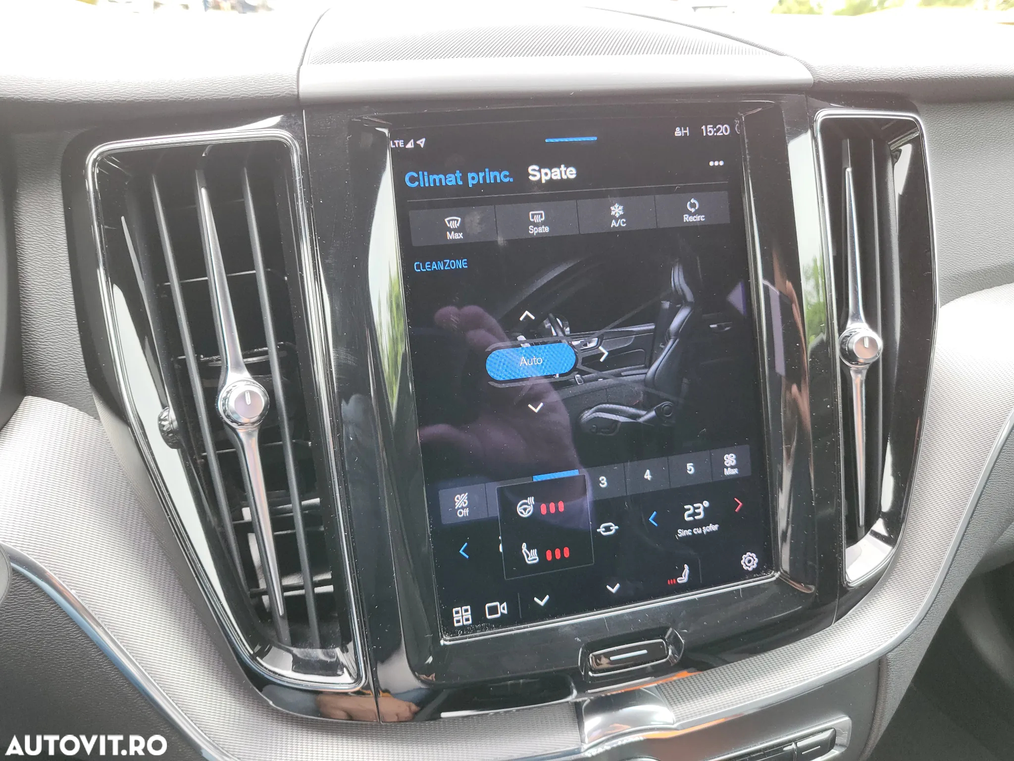 Volvo XC 60 B4 D AWD Geartronic RDesign - 28