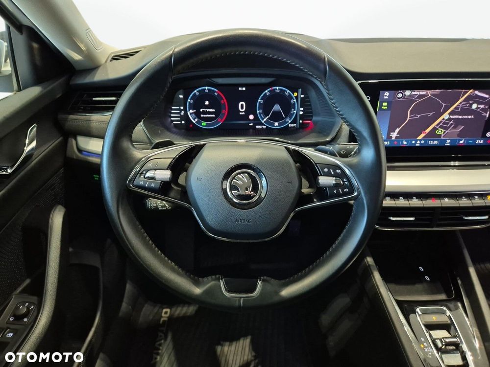 Skoda Octavia 2.0 TDI Style DSG - 18