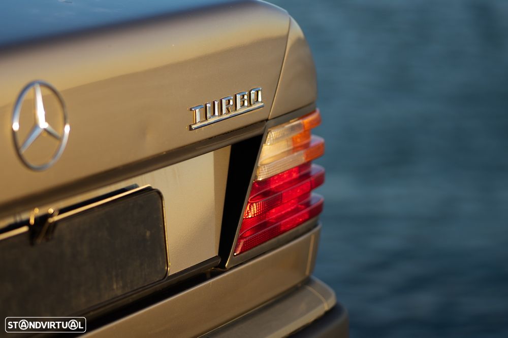 Mercedes-Benz W124 (1984-1997) 300 D Turbo - 5