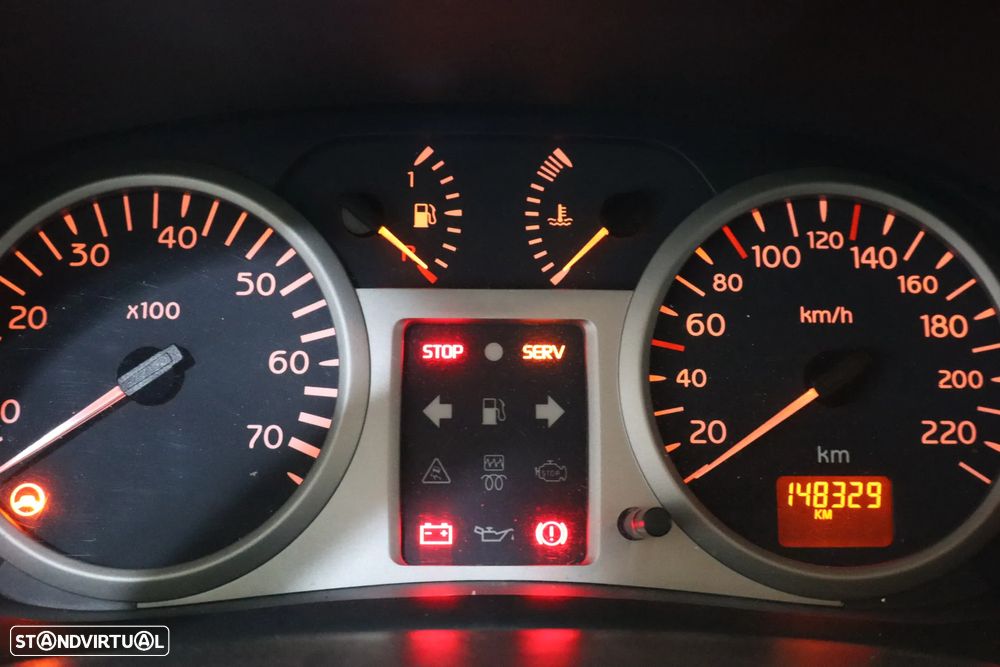 Renault Clio - 11