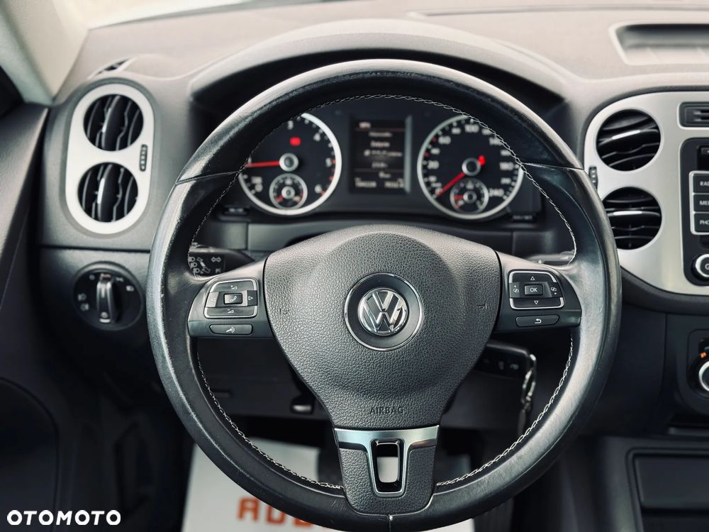 Volkswagen Tiguan 2.0 TDI DPF BlueMotion Technology Cup Sport & Style - 23