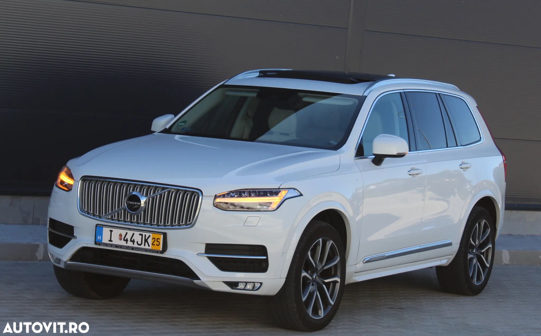 Volvo XC 90 D5 AWD Inscription - 1