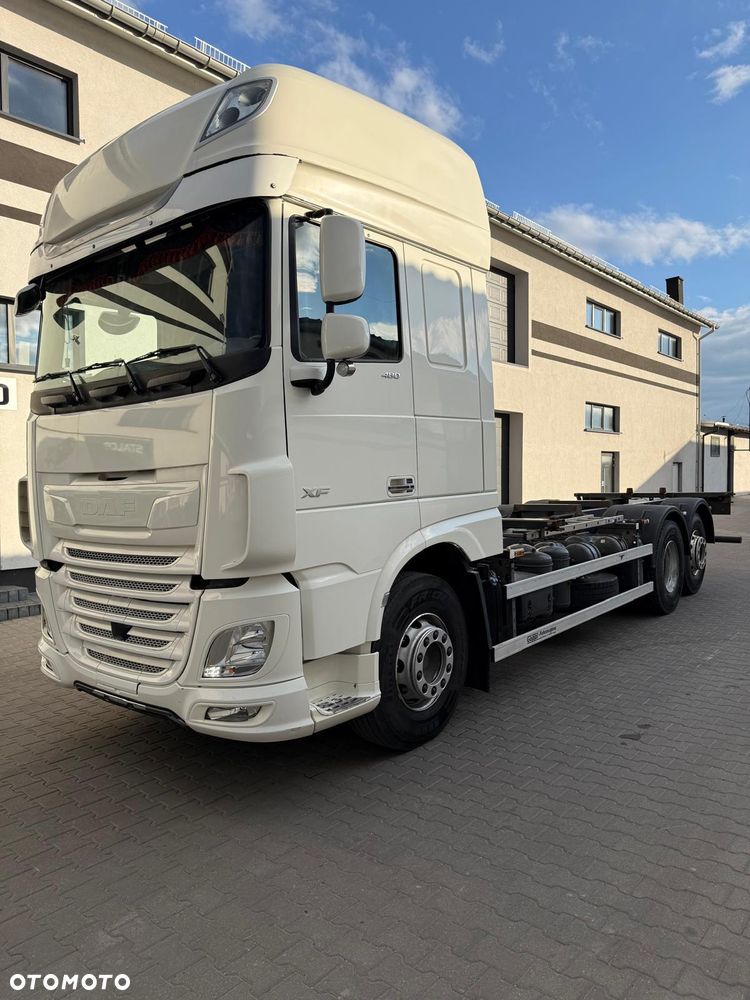 DAF 106 - 8