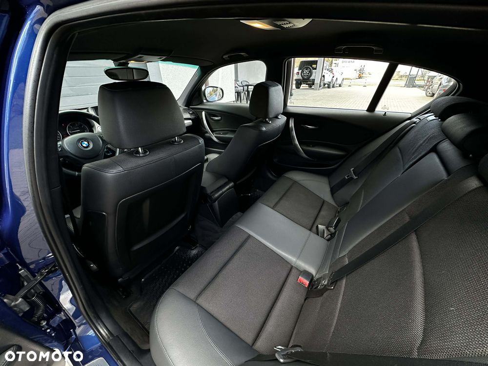 BMW Seria 1 123d - 7