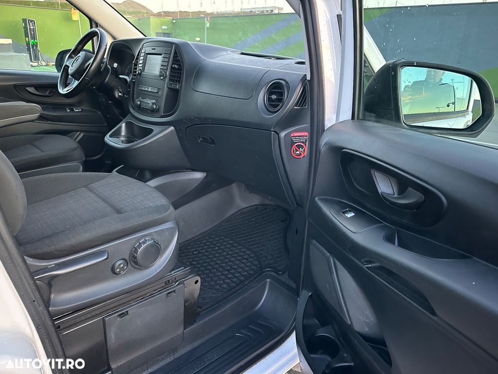 Mercedes-Benz Vito - 25