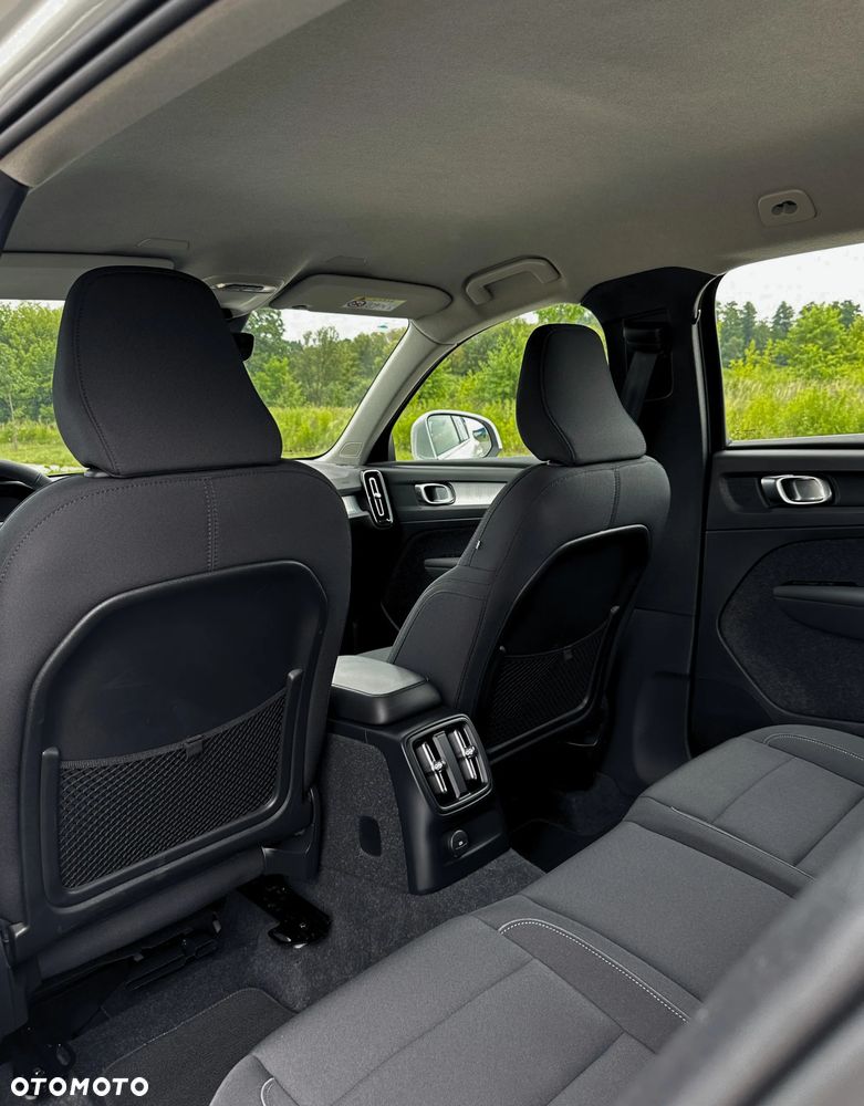 Volvo XC 40 - 32