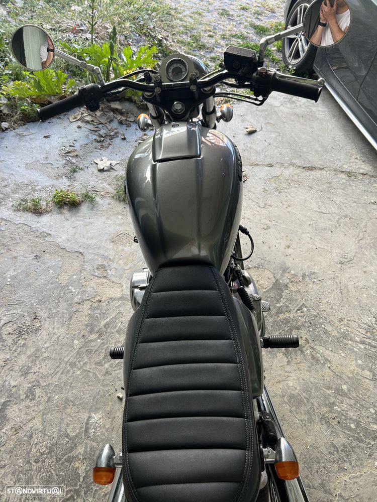 Honda CB 400T Cafe Racer - 3