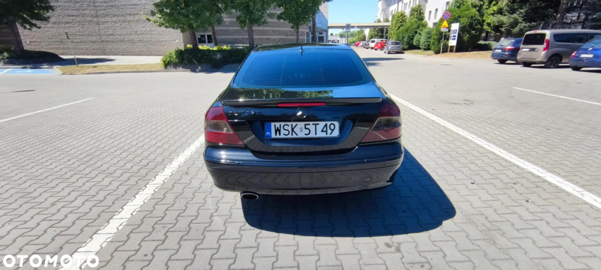 Mercedes-Benz CLK Coupe 320 CDI 7G-TRONIC Avantgarde Sport Edition - 4