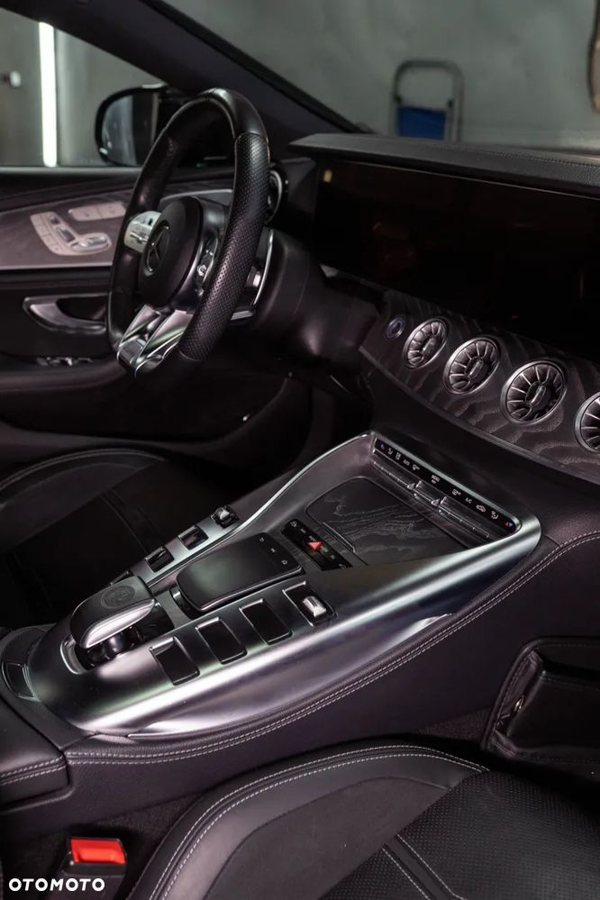 Mercedes-Benz AMG GT 53 4-Matic+ - 30