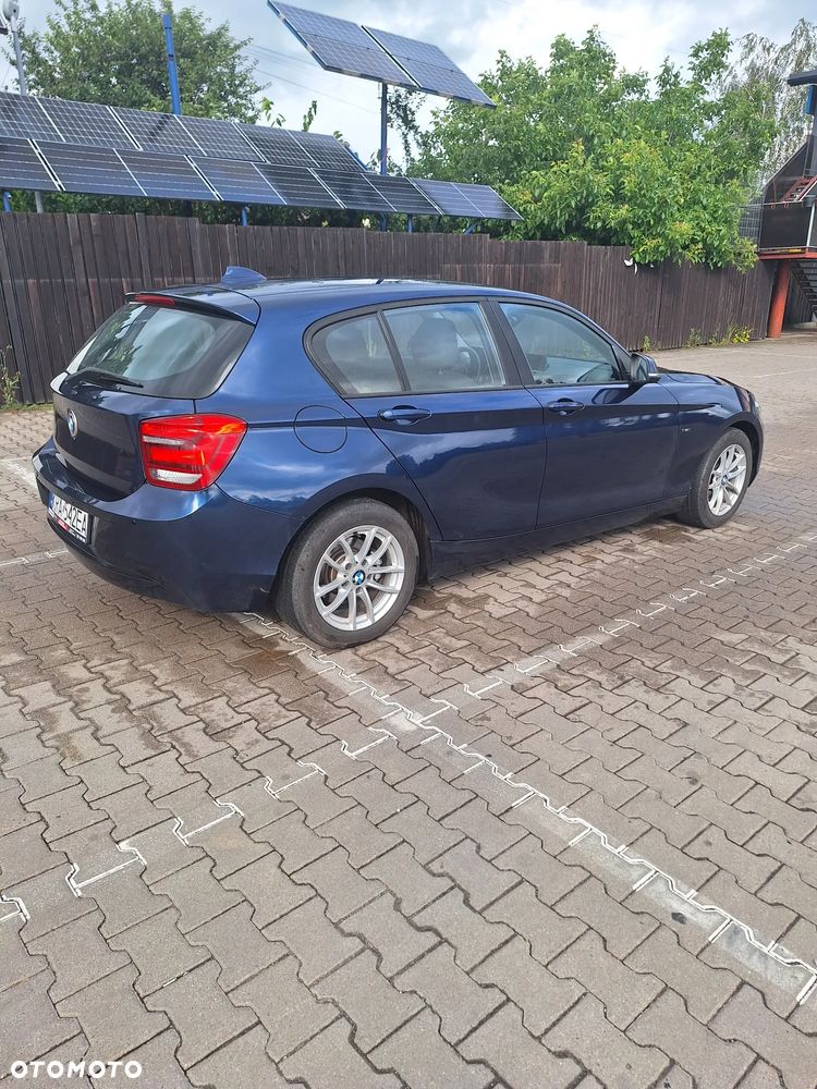 BMW Seria 1 116d Sport Line - 5