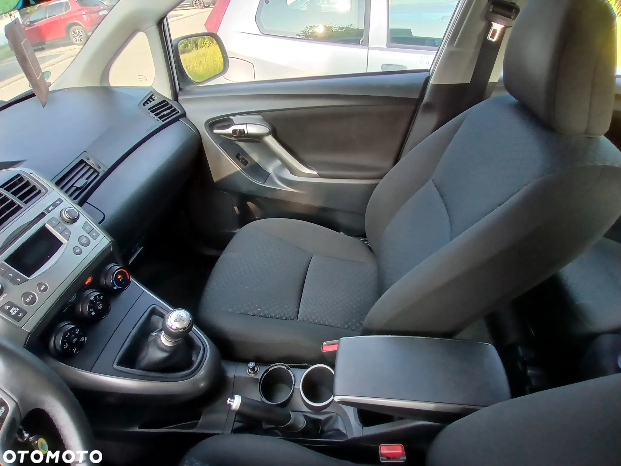 Toyota Verso - 8