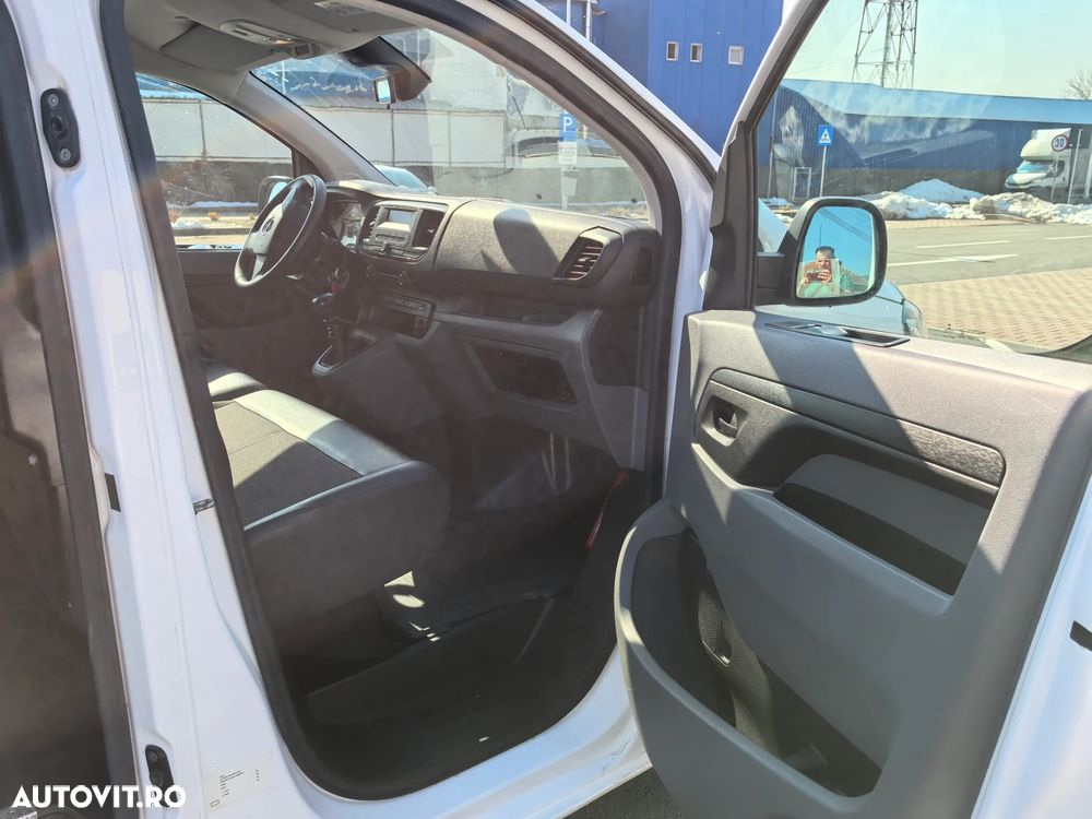 Opel Vivaro - 22