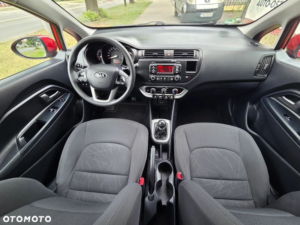 Kia Rio 1.2 Attract - 9