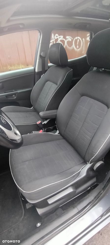 Kia Venga 1.4 CRDi M - 15