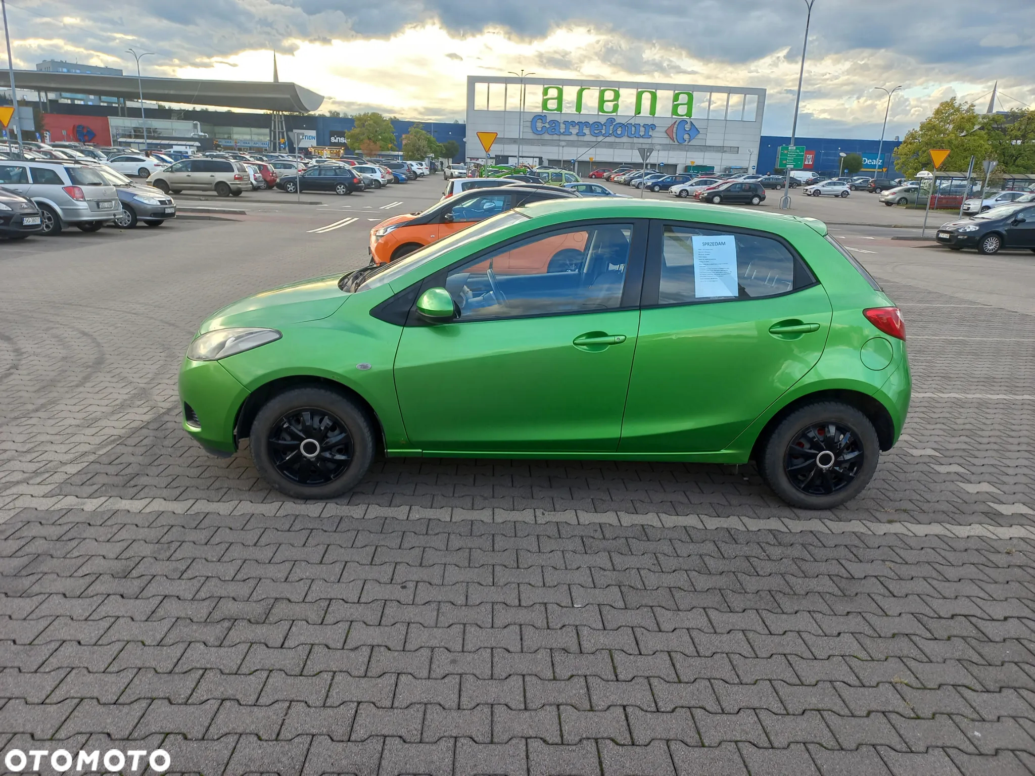 Mazda 2 - 5