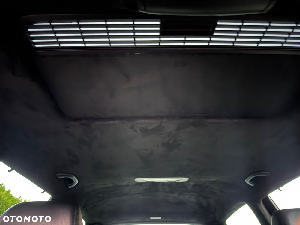 Volkswagen Passat 2.0 TDI DPF Sportline - 11
