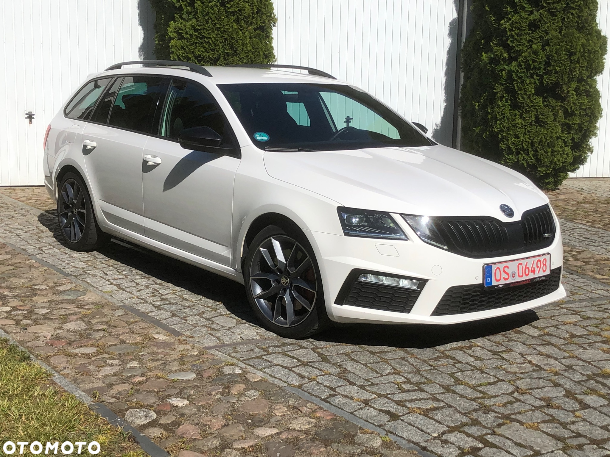Skoda Octavia Combi 2.0 TSI RS 245 - 22