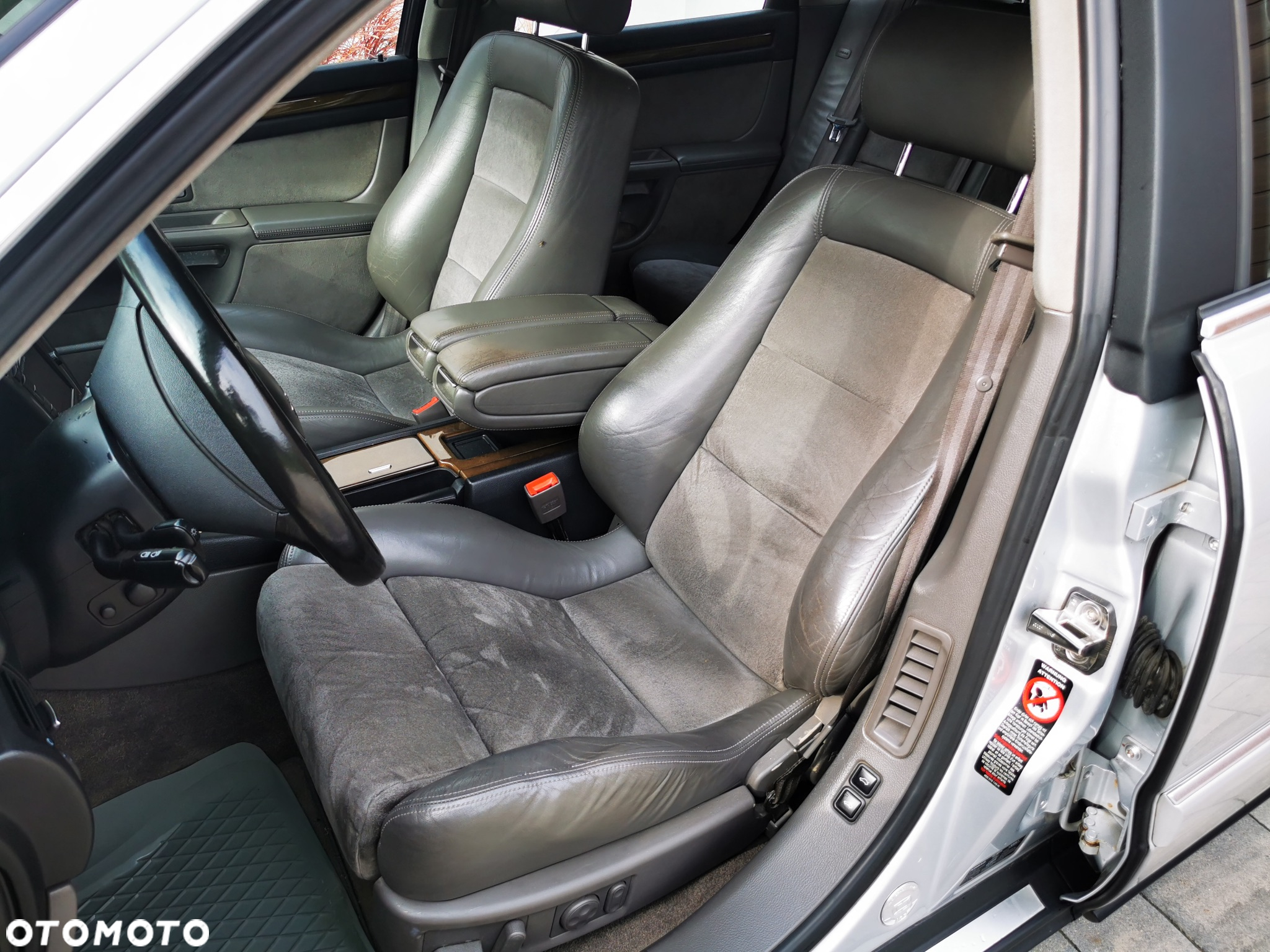 Audi S8 - 4