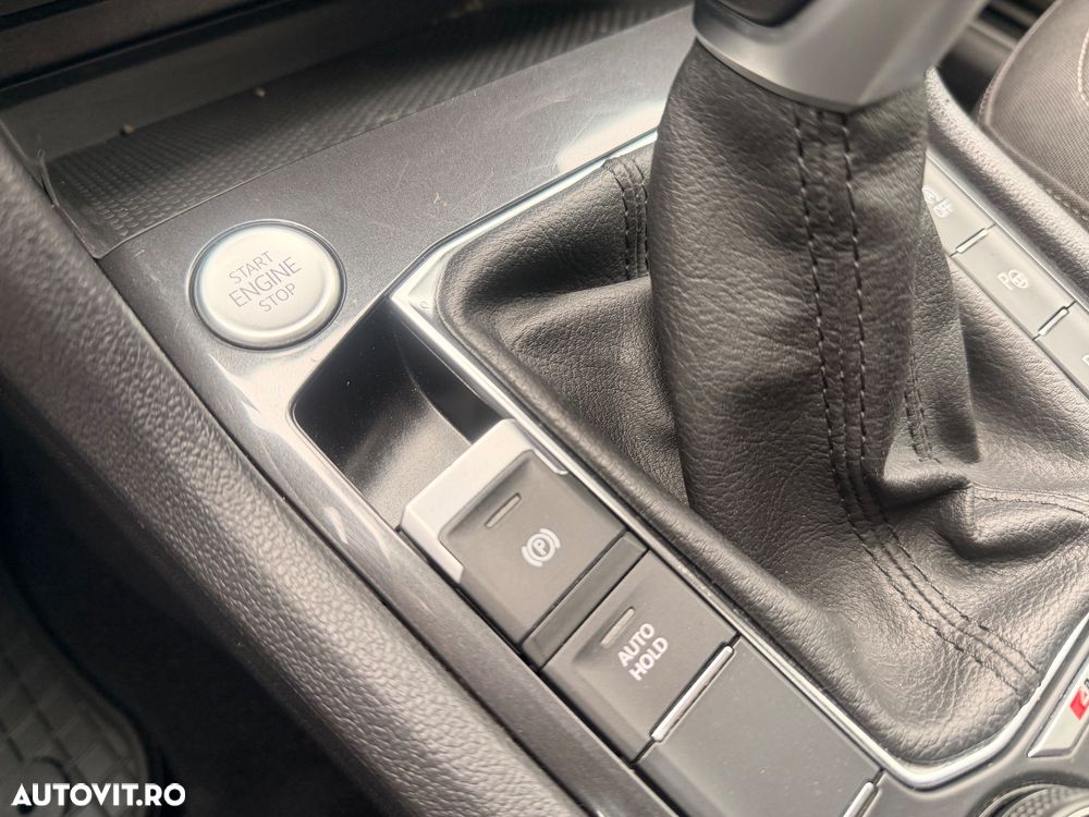 Volkswagen Tiguan - 30