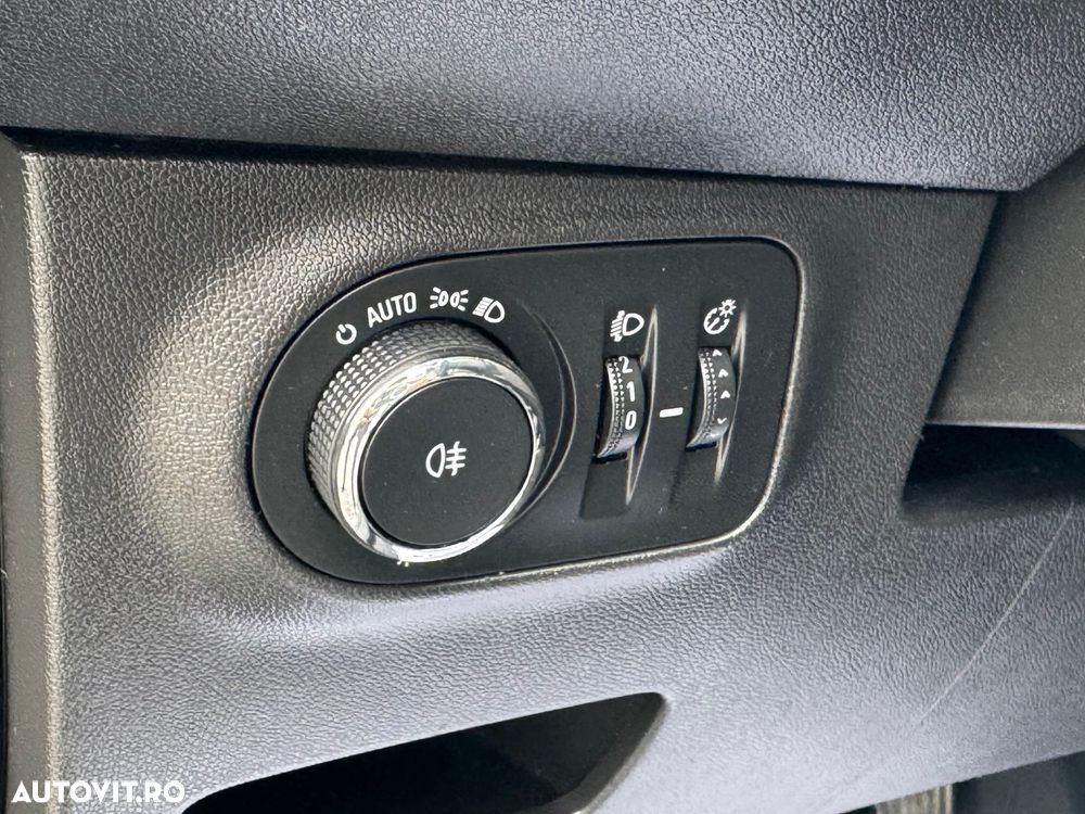 Opel Corsa ver-1-3-cdti-cosmo - 16