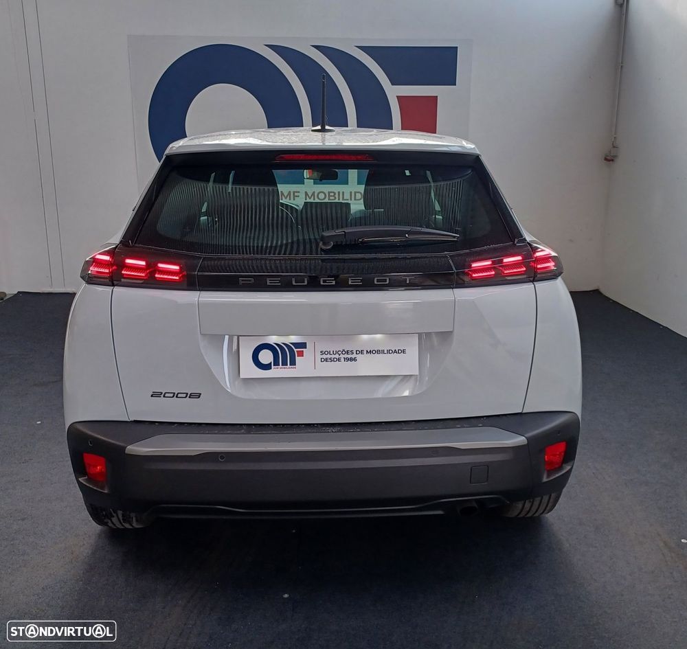 Peugeot 2008 1.2 PureTech Style - 4