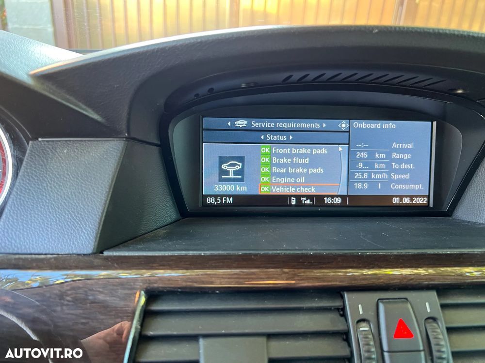 BMW Seria 5 535i xDrive Aut. Luxury Line - 22