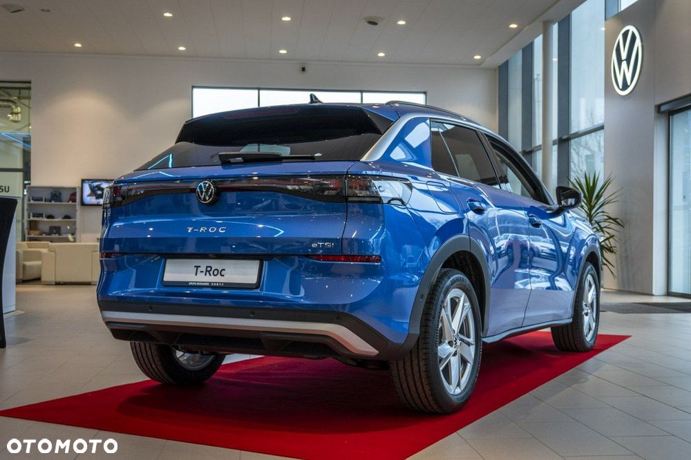 Volkswagen T-Roc - 11