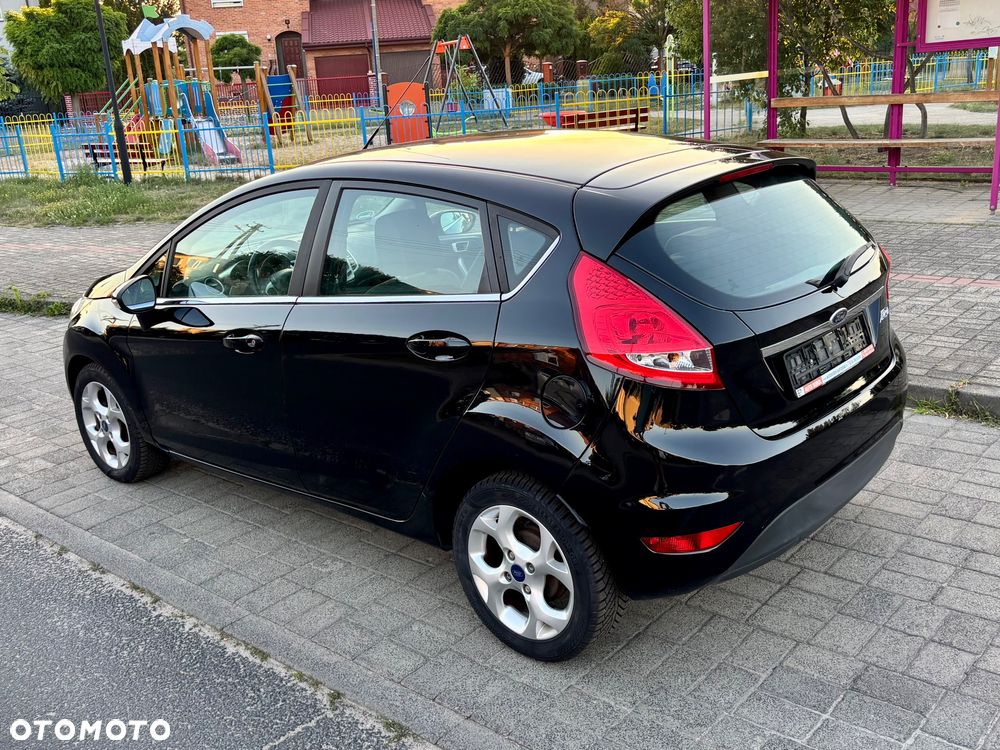 Ford Fiesta 1.25 Titanium - 16