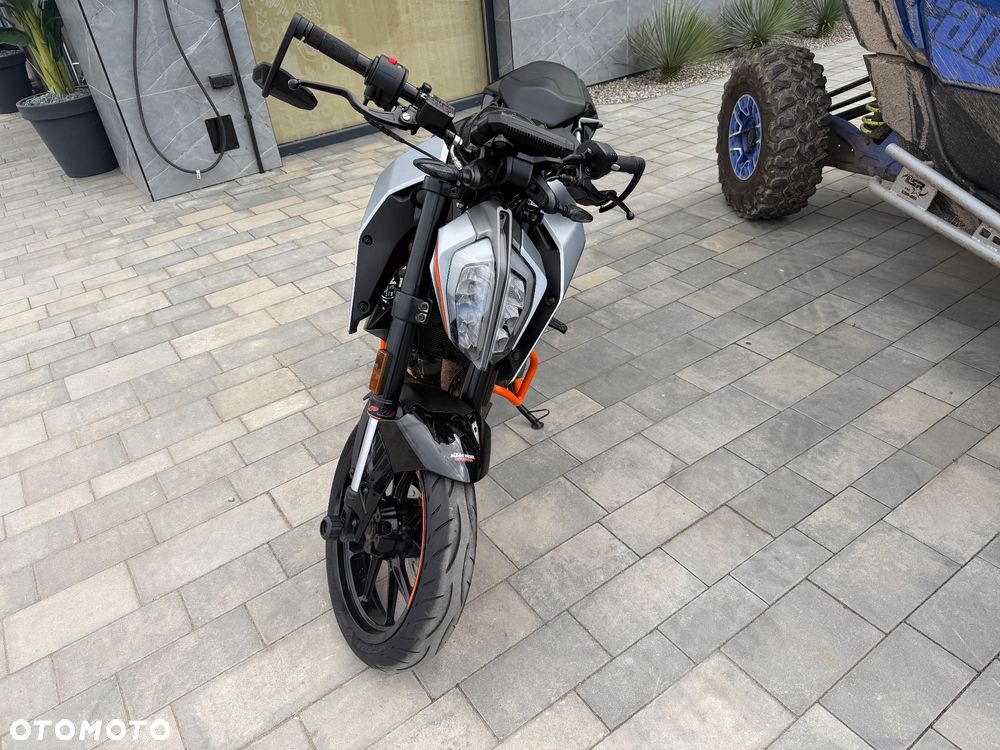 KTM Duke - 5
