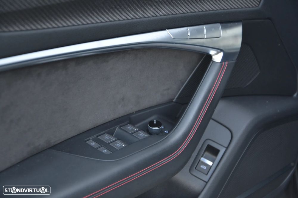 Audi RS6 Avant 4.0 TFSI quattro Tiptronic - 12