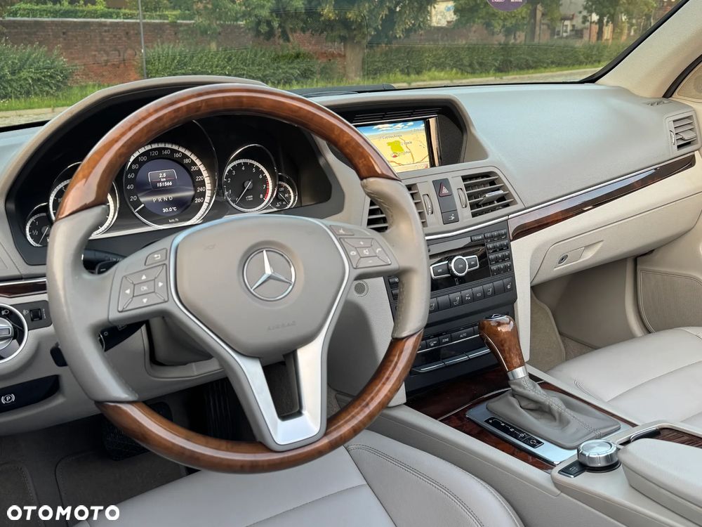 Mercedes-Benz Klasa E - 2